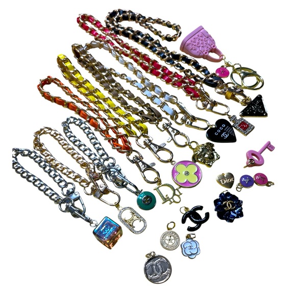 Versace Jewelry - Luxury Charms and Zipper Pulls! Chanel, Gucci, LV, Dior, Versace and more!